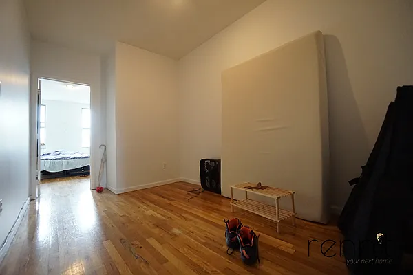 Rented by Rennit Inc. | media 4