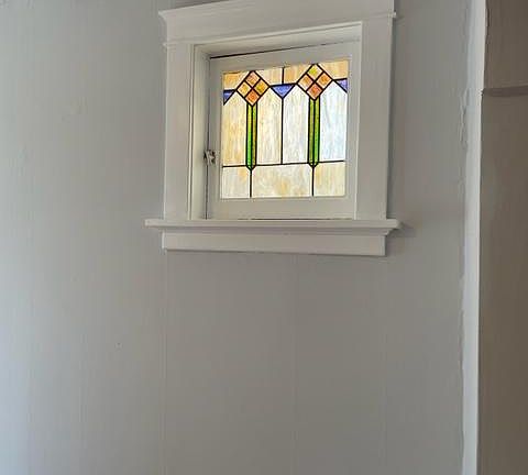 5th image of 1011 Childress Ave