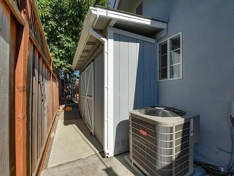 1365 Kimberly Dr — Photo 18