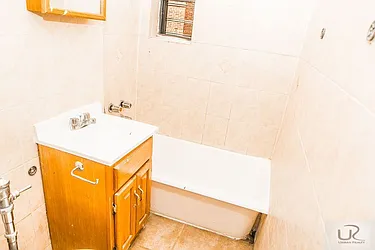 Rented by Urban Realty NYC
