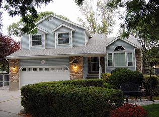 229 E White River Dr, Sandy, UT 84070