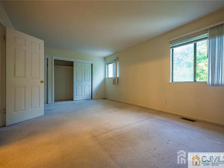 12 Sunflower Ct — Photo 10