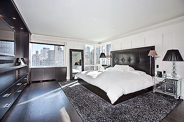 Sold by Modlin Group | media 17