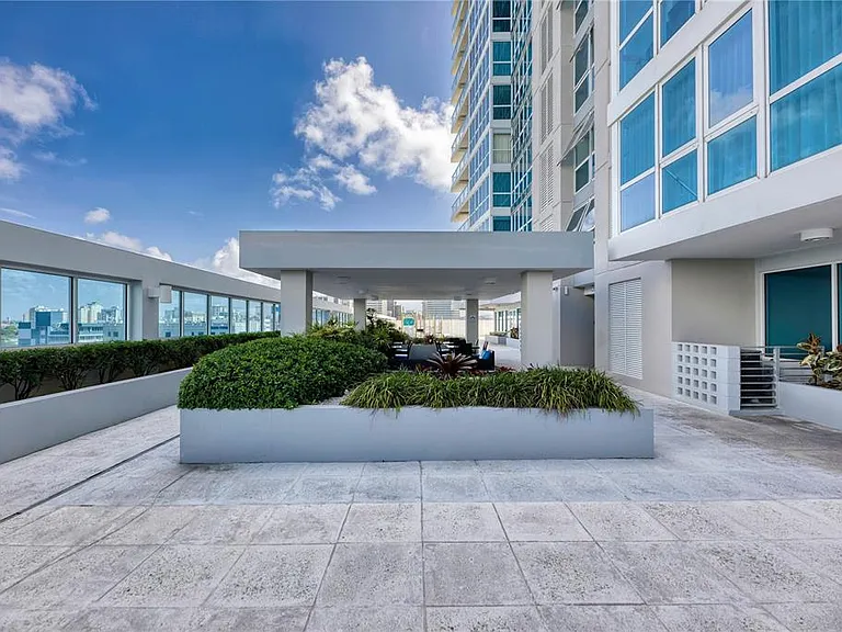 48 Munoz Rivera Ave #2204 — Photo 17
