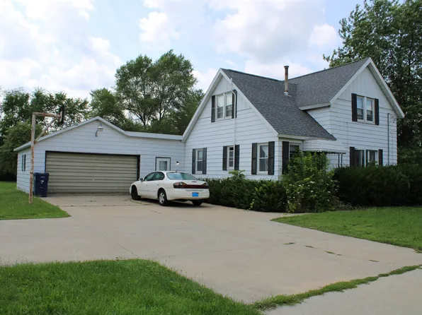 2622 S Isabella Rd, Mount Pleasant, MI 48858