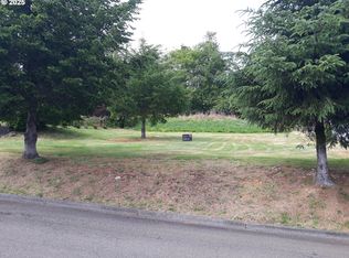 1880 SE 3rd St, Astoria, OR 97103