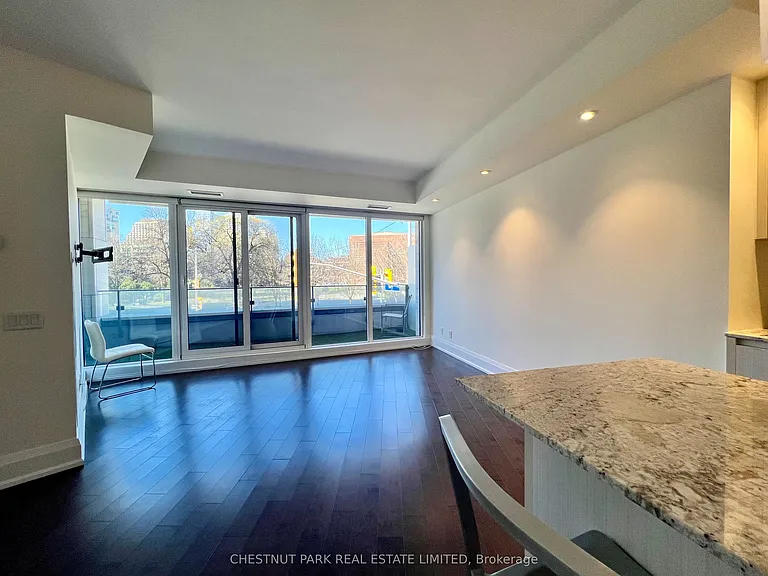 88 Davenport Rd #205 — Photo 8