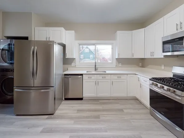 1011 Washington St, Newton, MA 02460