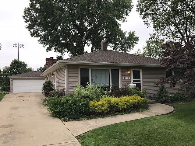 1st image of 2609 School Dr