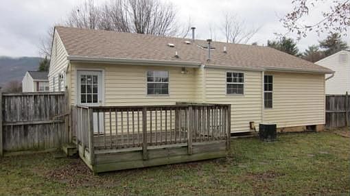 4th image of 807 Orlando Ct