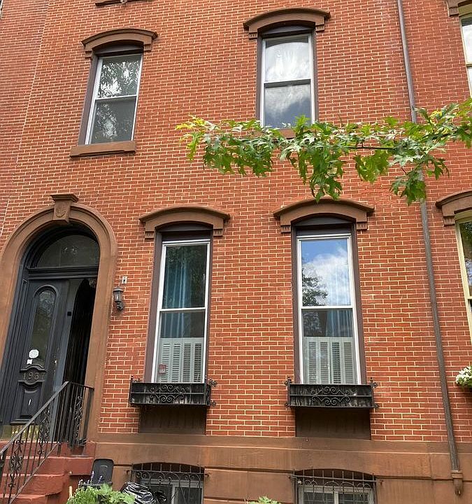 1st image of 1937 Spring Garden St #C