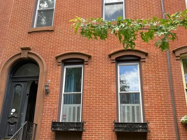 1937 Spring Garden St #C, Philadelphia, PA 19130