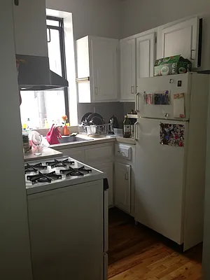 Rented by Kings Court Real Estate | media 8