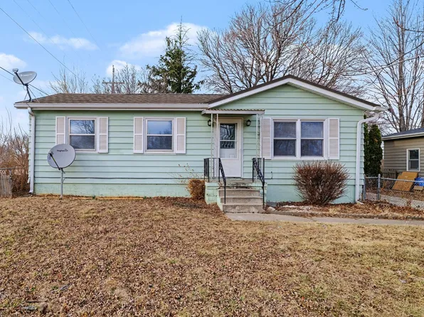 1212 W 15th Ave, Bellevue, NE 68005