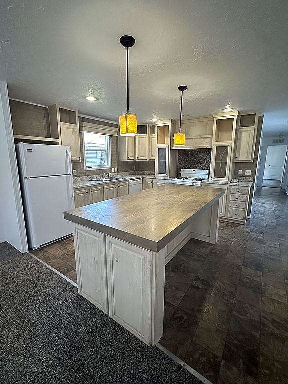 329 Loch Tay Dr, Mount Morris, MI 48458 Zillow