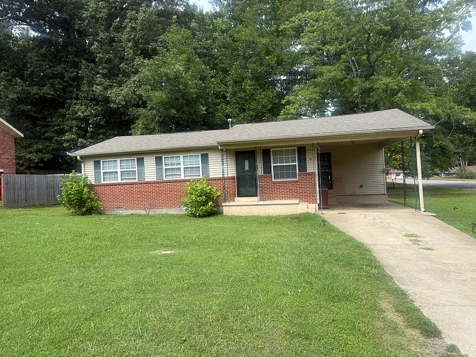 530 Dogwood St