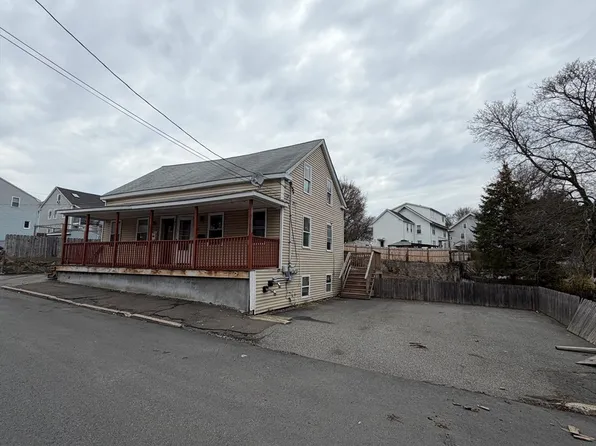 18-20 Pleasant St, Peabody, MA 01960