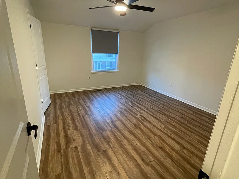101 Royal Forest Ct — Photo 10