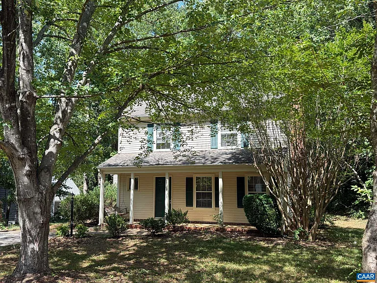3159 Saddlebrook Ln — Photo 1