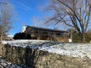 56 Vanzant Rd, Mount Vernon, KY 40456
