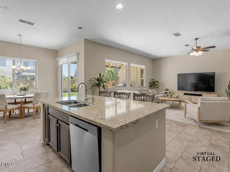 2827 E Muirfield St — Photo 12
