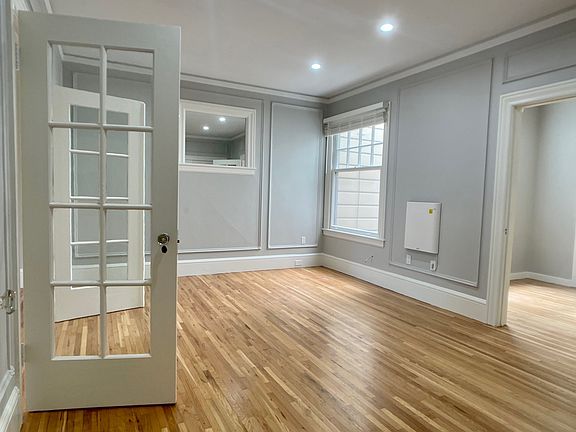 3rd image of 2070 Fell St #6