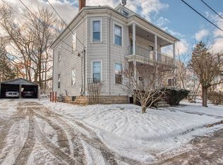20 Moraine Pl, Brockton, MA 02301