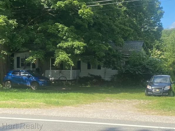 1430 Mertz Rd, Caro, MI 48723