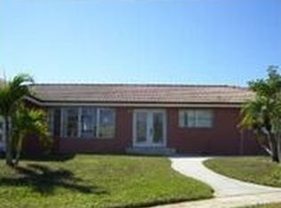 358 Grapewood Ct, Marco Island, FL 34145