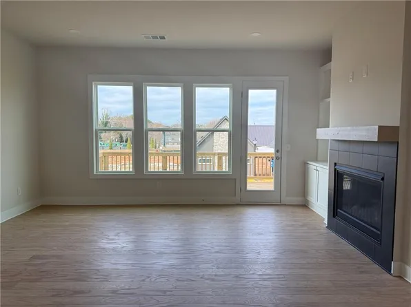 2445 Red Maple Xing SE, Smyrna, GA 30080