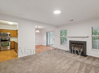 19901 Henderson Rd UNIT G, Cornelius, NC 28031