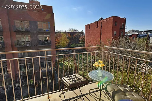 Sold by Corcoran | media 7