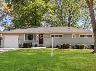 455 Mohave St, Hoffman Estates, IL 60169