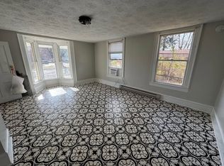 402 W Main St #2, Mountain City, TN 37683