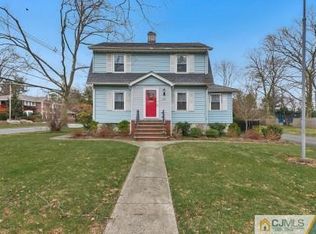 300 Summit Rd, Mountainside, NJ 07092