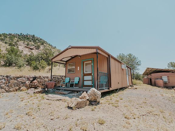 4th image of 303 Squaw Valley Trl