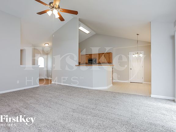 3rd image of 515 Keith St