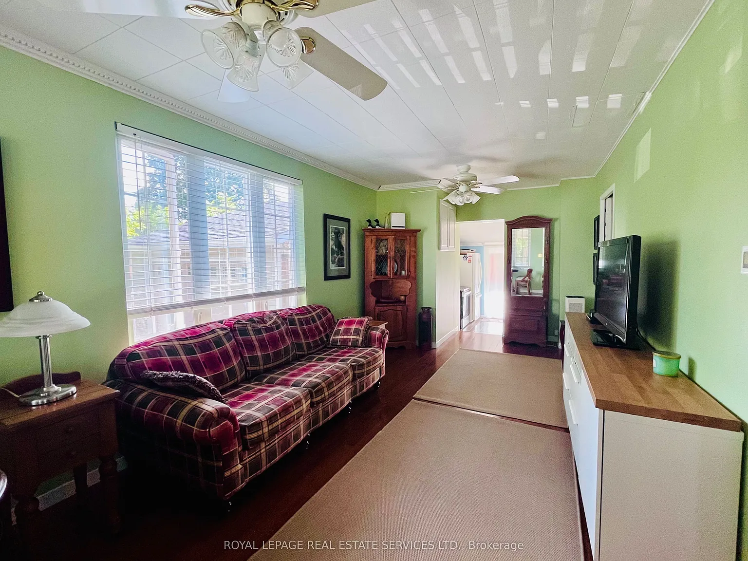 2 bed, $2,900 — Photo 4