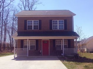 631 Quincy Ct, Graham, NC 27253