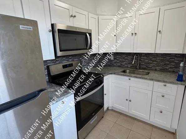 91 Hamilton Ave, Fairview, NJ