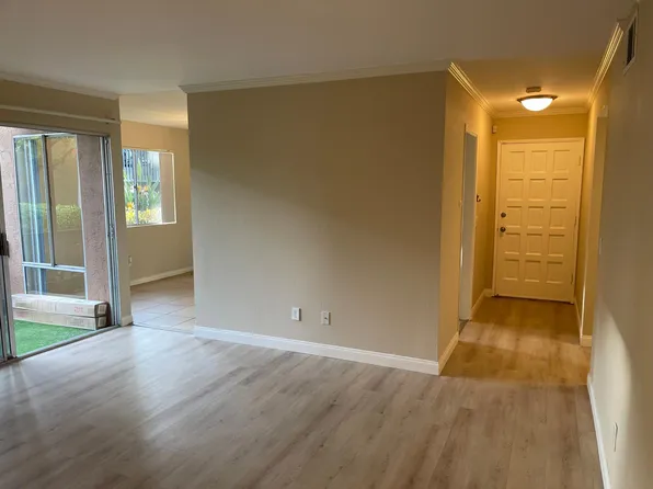 17189 W Bernardo Dr Unit 103, San Diego, CA 92127