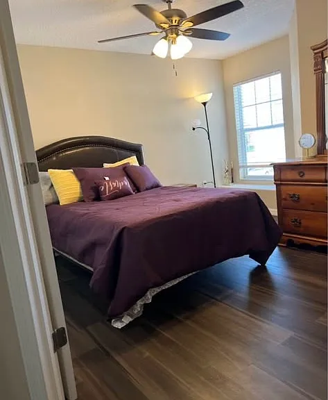 4137 Shade Tree Ln — Photo 3
