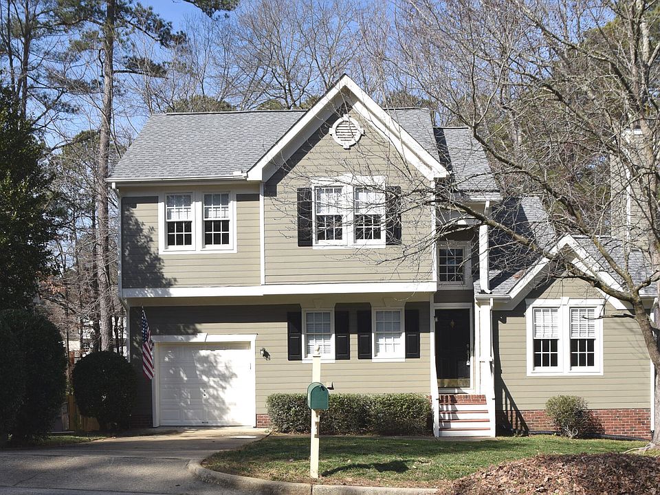 1st image of 105 Martins Point Pl