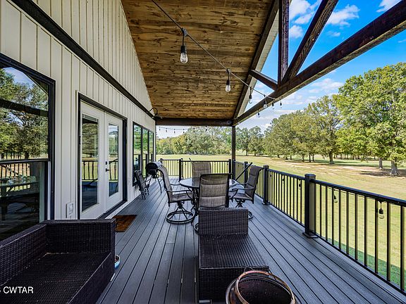 5th image of 256 Fairway Villa Ln