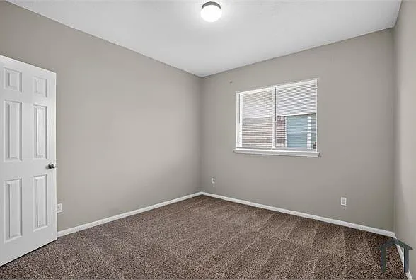 15011 Sun Glaze Dr — Photo 18