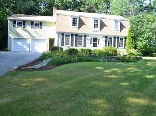 9 Thurlow St, Georgetown, MA 01833