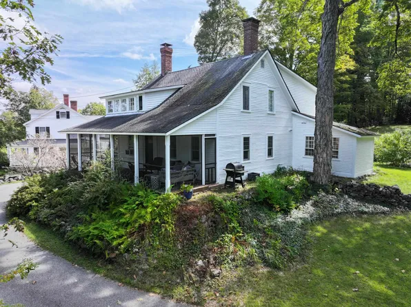 89 Old Henniker Road, Hopkinton, NH 03229