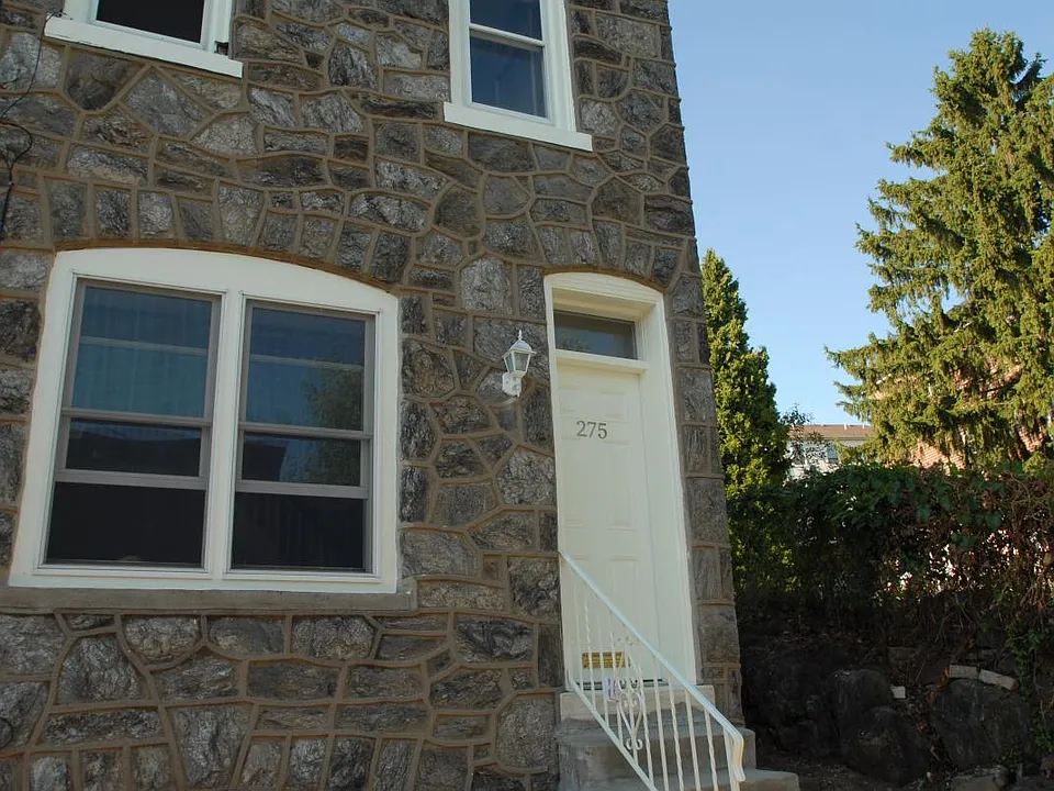 275 Kalos St