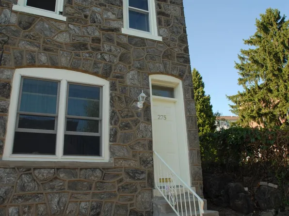 275 Kalos St, Philadelphia, PA 19128