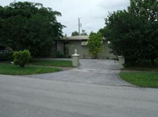 3120 SW 105th Ct, Miami, FL 33165